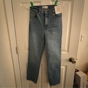 Abercrombie ultra high rise 90s straight
